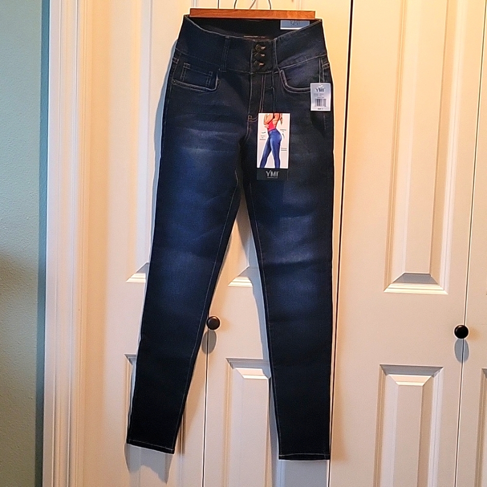 YMI Women Blue Jeans - US Size 5